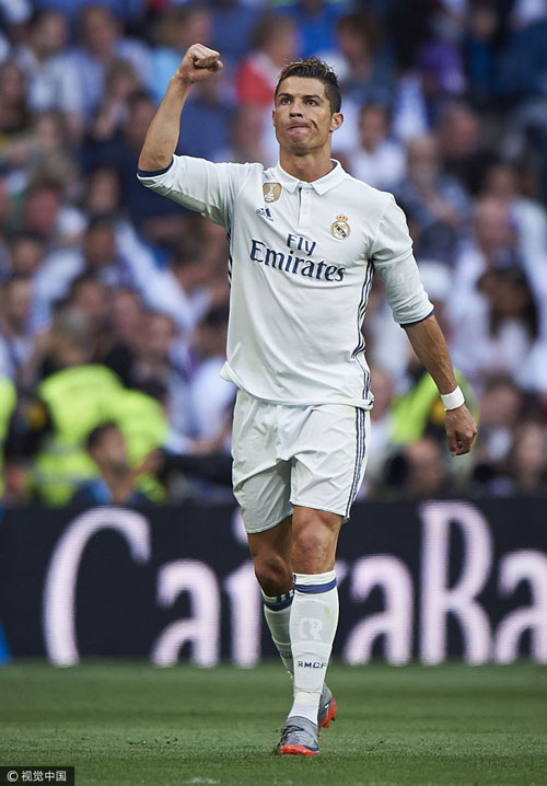 三分一箭穿心，全场沸腾