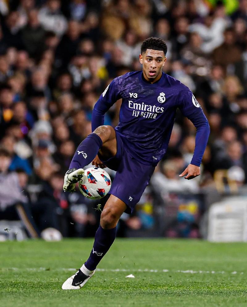 “谁将赢得本赛季的欧冠？” 安切洛蒂：“我的皇家马德里”