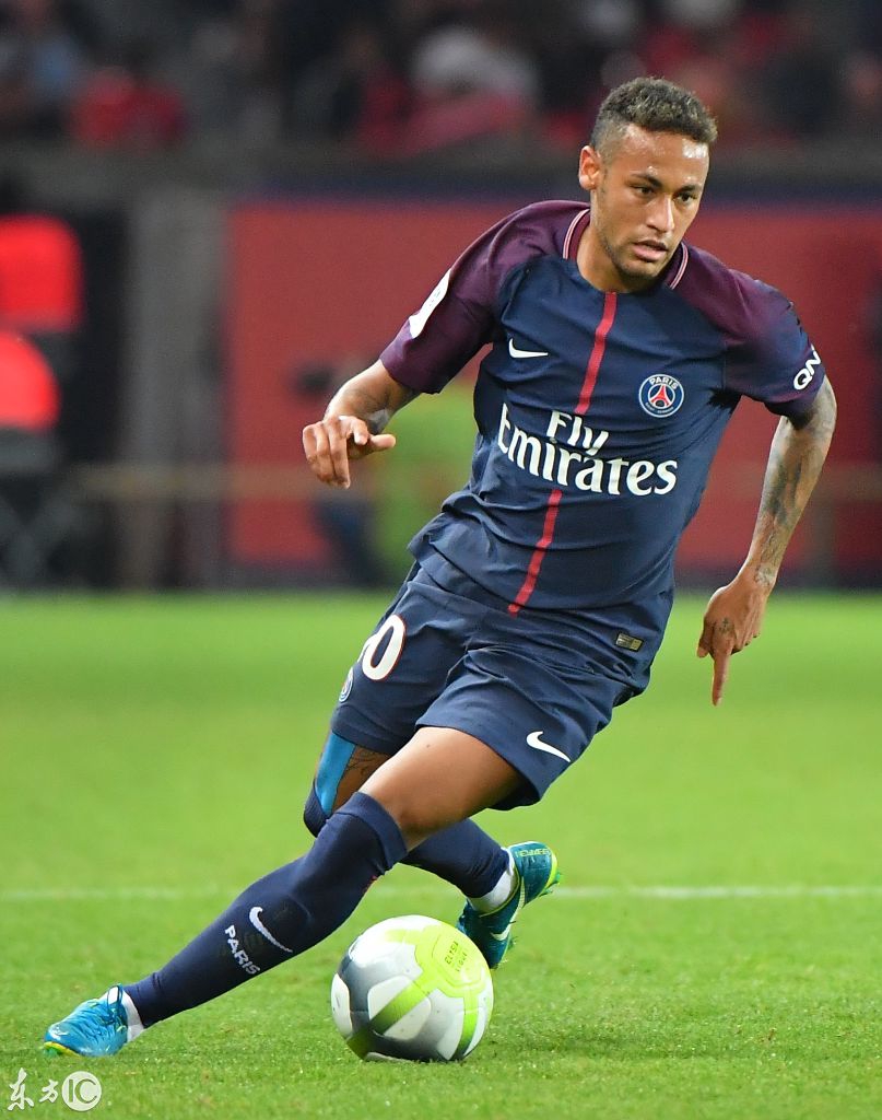 重庆铜梁龙总经理：明年中超主场有几个不同的选择，暂未确定