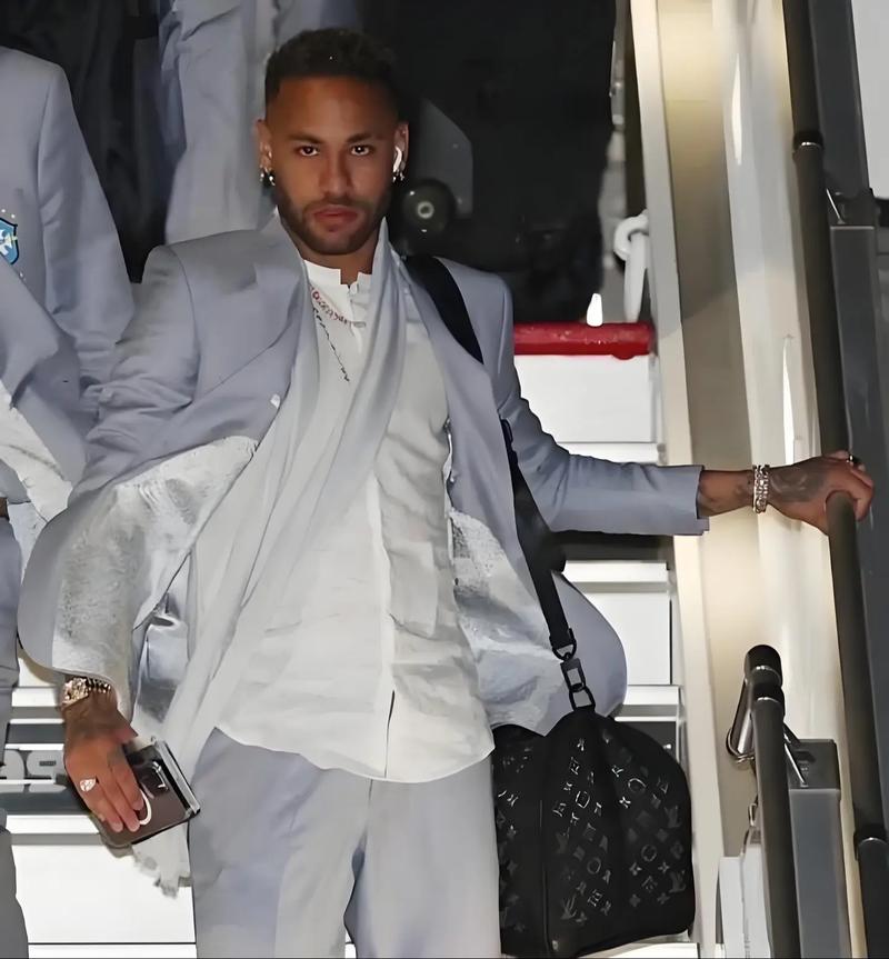 燃！400华人绿茵逐梦老挝 华人世界杯雏形初现